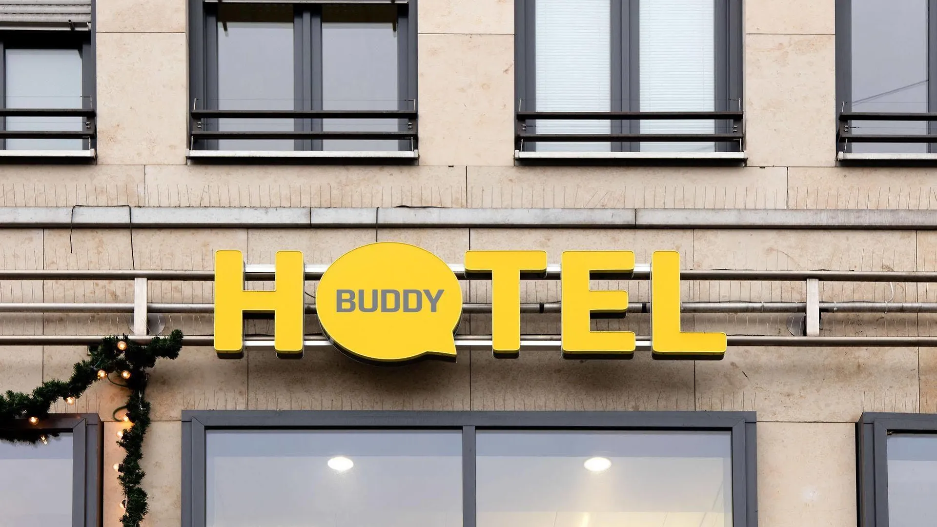 Buddy Hotel Munique 3*,