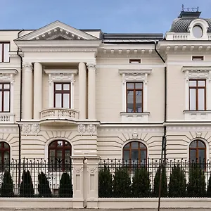 https://lahovary-palace-hotel.bucharesthotelsnow.com
